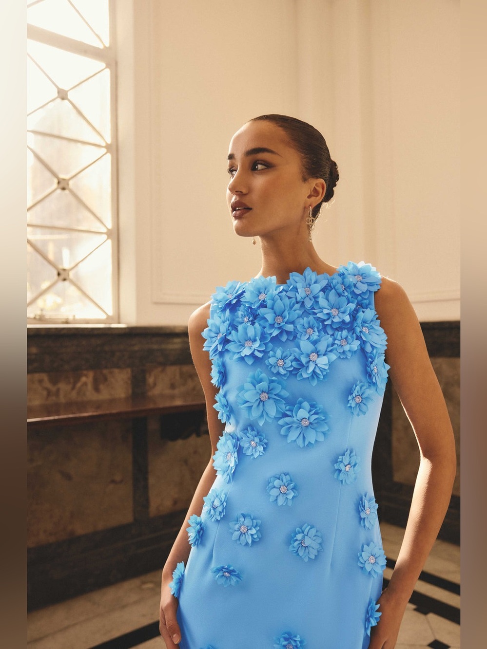 ELLIATT Dali Floral Appliqué Gown Blue Size XXL NWT – Flaw Noted - Picture 2 of 9